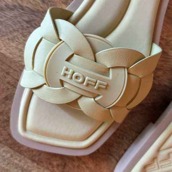 NWOT Hoff Women’s San Remo Sandals Size 37 US 6.5 Butter Yellow Slide Woven - Picture 3 of 6